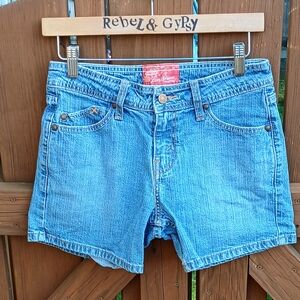 Levi Strauss Signature Stretch Jean Shorts Size Misses 4  Med/Light Wash